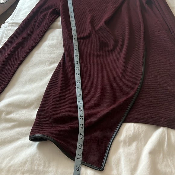 Cowl Neck top NWT - Picture 7 of 8